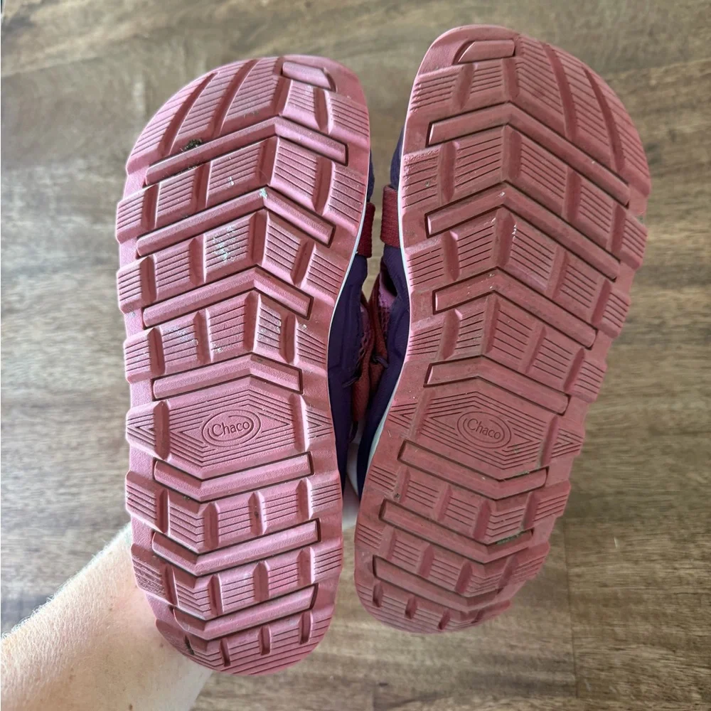 Girls Chaco sandals